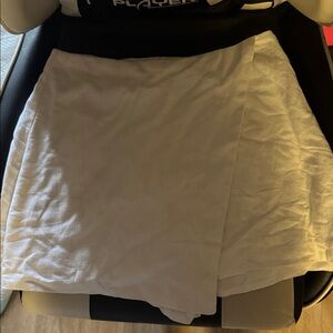Abercrombie & Fitch White linen skort